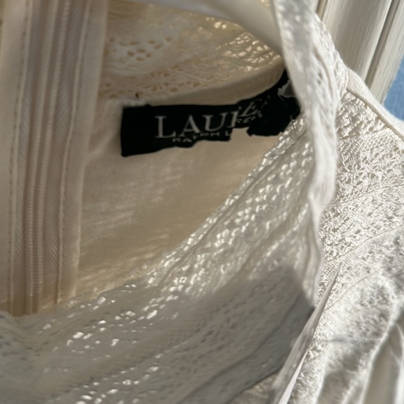 White dress shirt - Picture 5 of 5